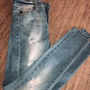 Kancan Med/Light Wash High Rise Skinnies